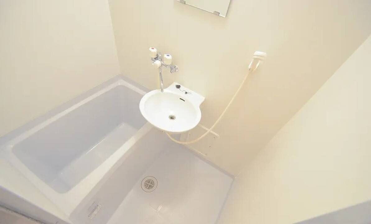 バス・シャワールーム　浴室