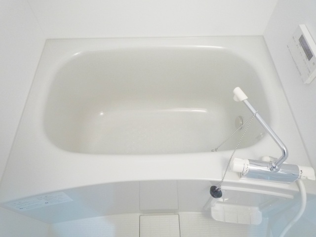 バス・シャワールーム　追炊き機能付です！