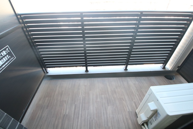 バルコニー　※別室の参考写真の為、現況優先です。