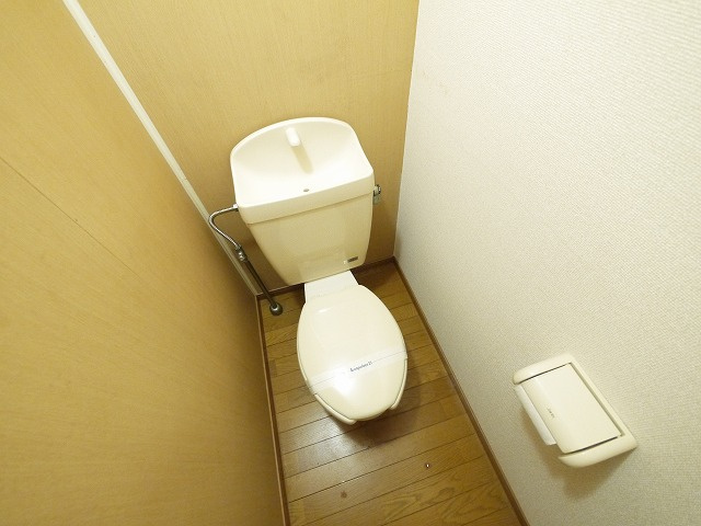 トイレ　トイレもきれいです