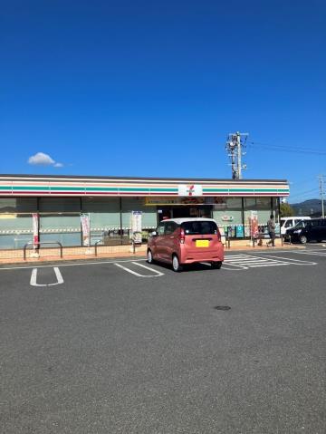 コンビニ　セブン－イレブン防府西仁井令町店（コンビニ）まで1028m