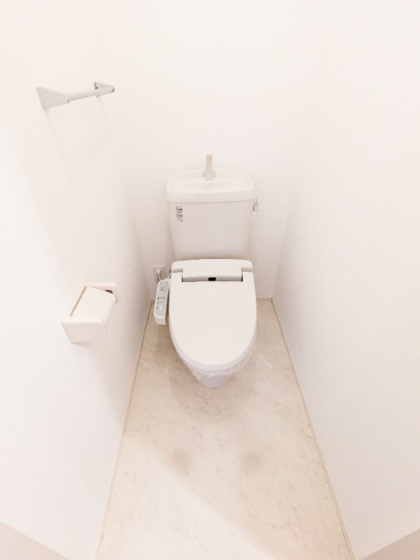 トイレ　図面と現状に相違がある場合には現状を優先