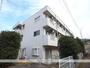 百草園駅より徒歩5分 築26年9ヶ月 3階建の賃貸物件