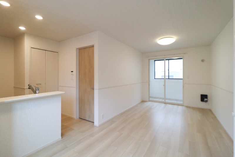 居室・リビング　図面と現状に相違がある場合には現状を優先