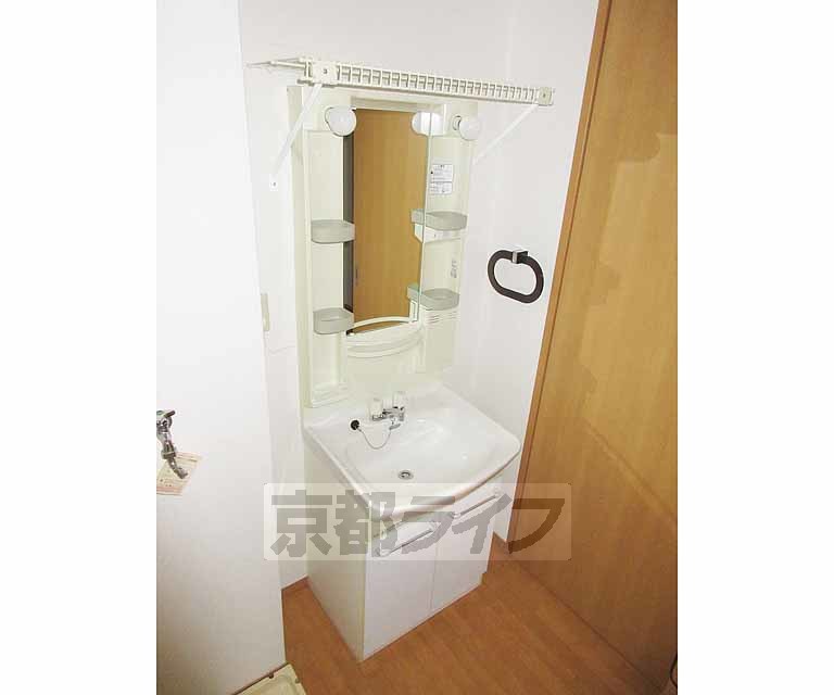 洗面設備　大きい洗面台！