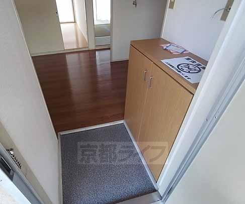 玄関　シューズボックスも付いてます。