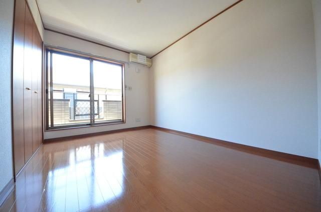 その他部屋・スペース　☆洋室６帖☆