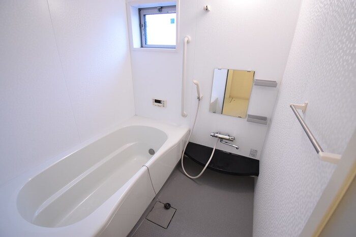 バス・シャワールーム　一坪風呂