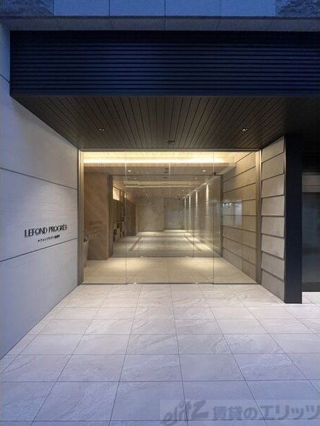 エントランス　エントランス