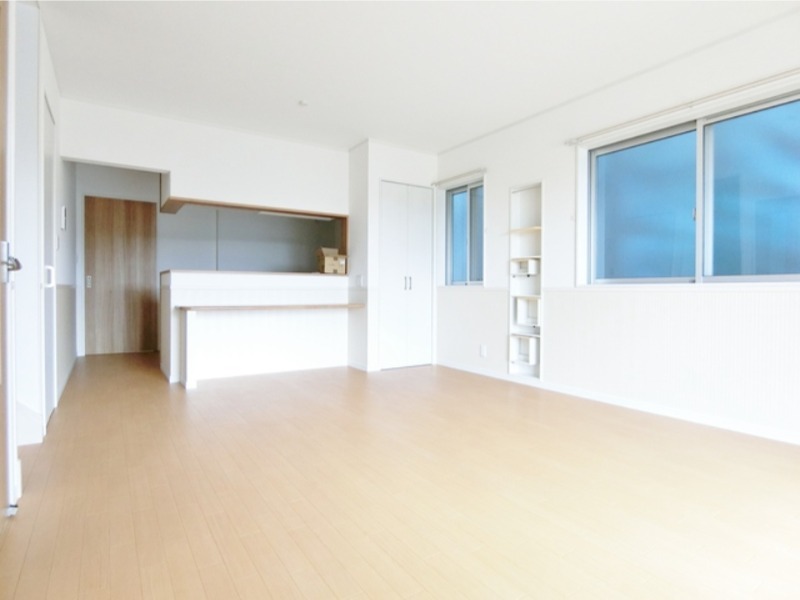 居室・リビング　図面と現状に相違がある場合には現状を優先