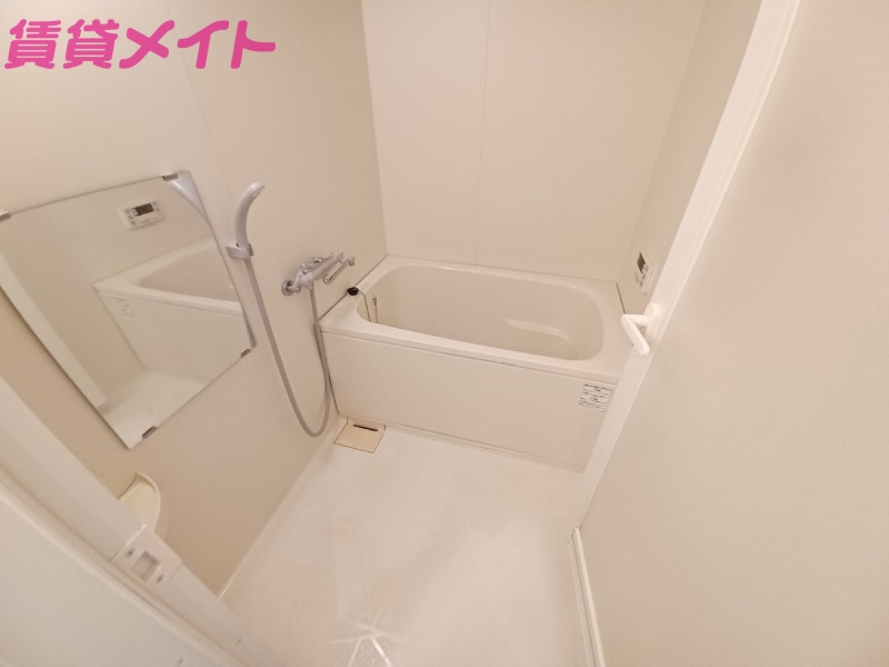 バス・シャワールーム　同型参考写真