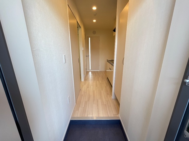 エントランス　※未完成物件の為類似物件のイメージ画像になります