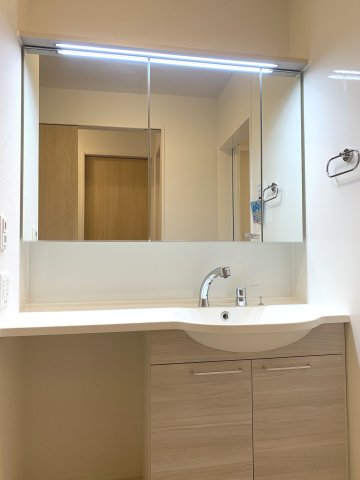 洗面設備　洗髪洗面化粧台