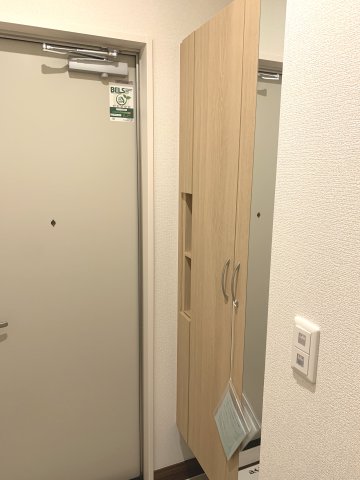 玄関　シューズボックス