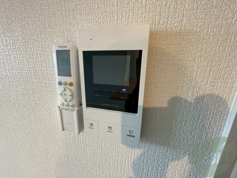 セキュリティ　モニタ付インターホンでセキュリティ面も安心です。