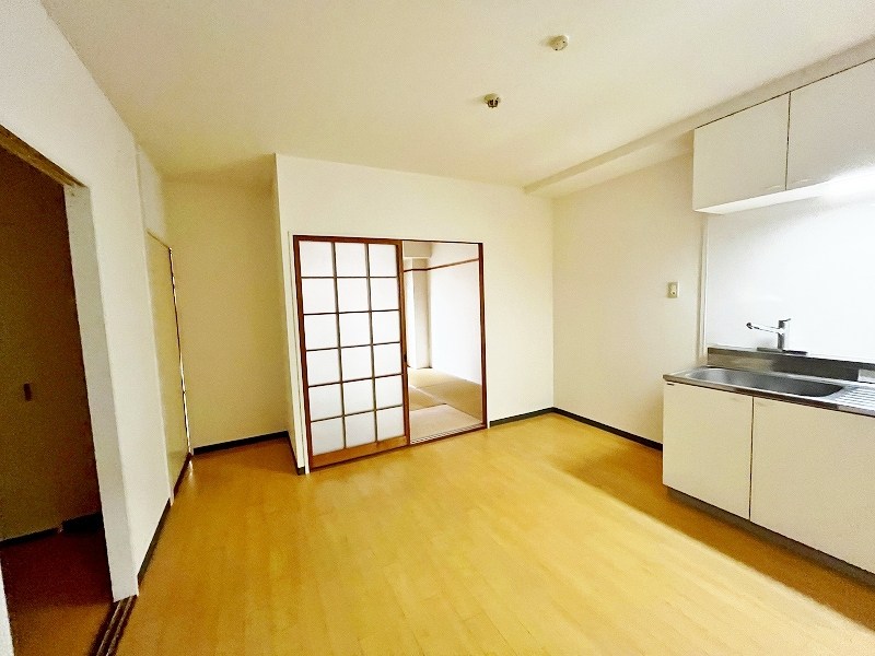 居室・リビング　★DK8帖★