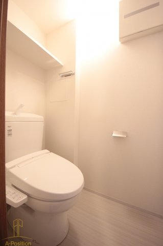 トイレ　クレストコート靭公園