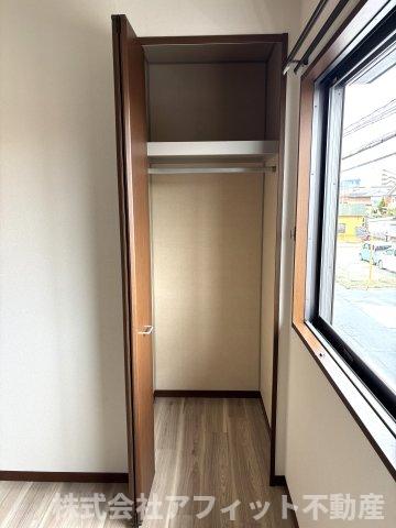 収納　クローゼット