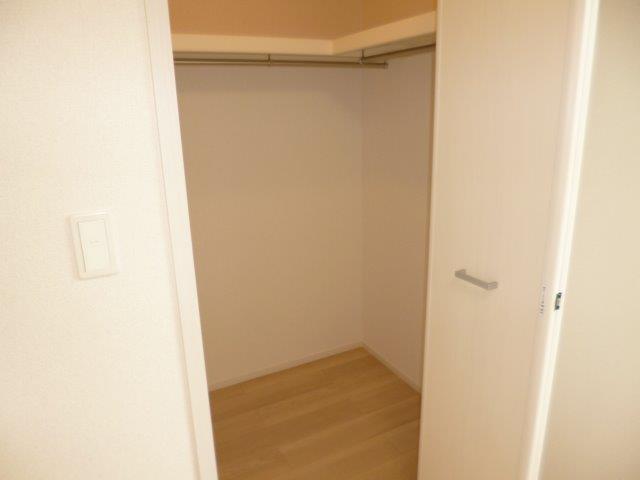 収納　ウォークインクローゼット