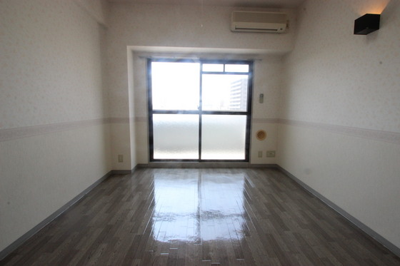 居室・リビング　※別部屋の写真です