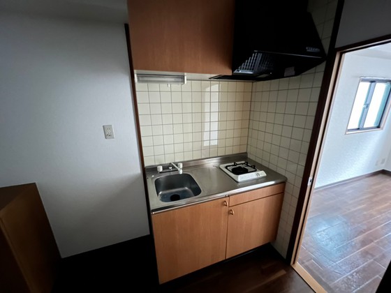 キッチン　※別の部屋の写真です