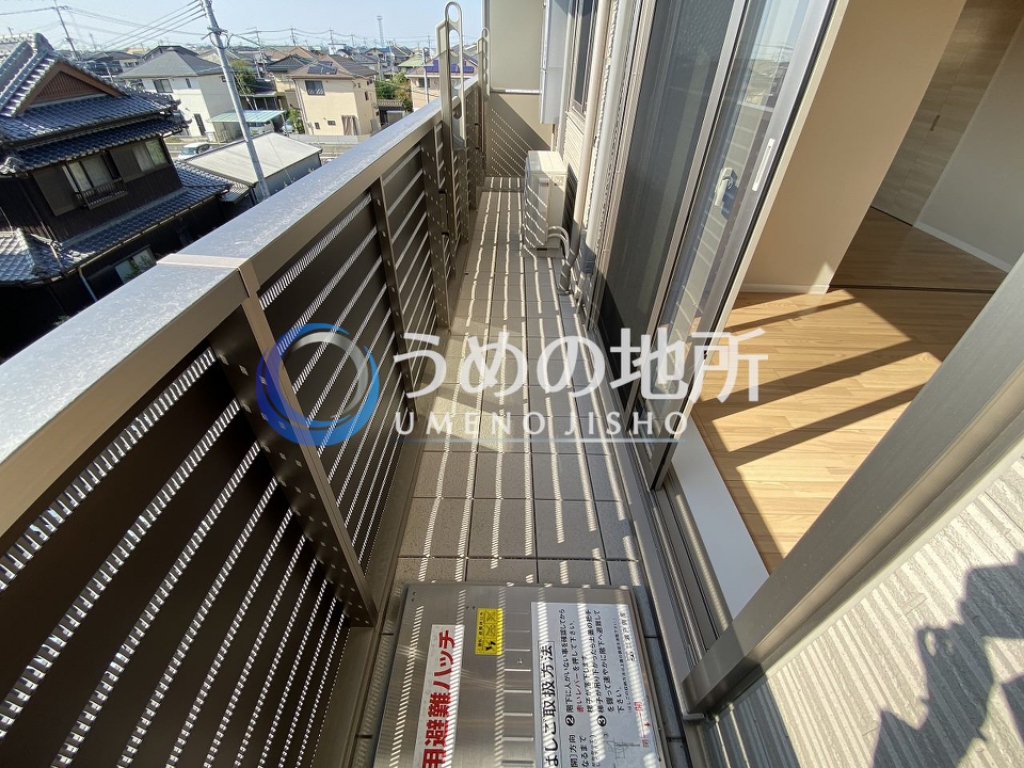 バルコニー　バルコニー