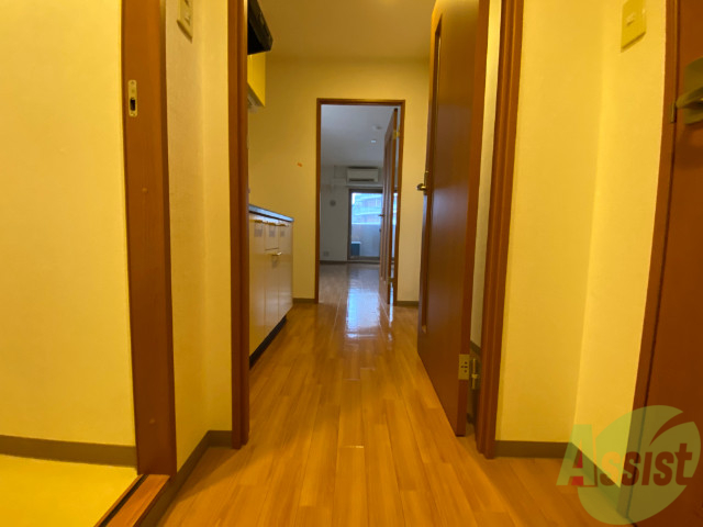 玄関　玄関からの様子です。廊下も綺麗で気持ちがいいです。