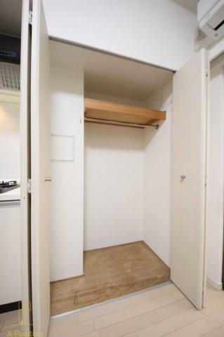 収納　レジディア谷町