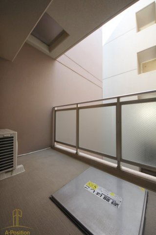 バルコニー　レジディア谷町