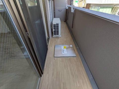 バルコニー　ベランダ