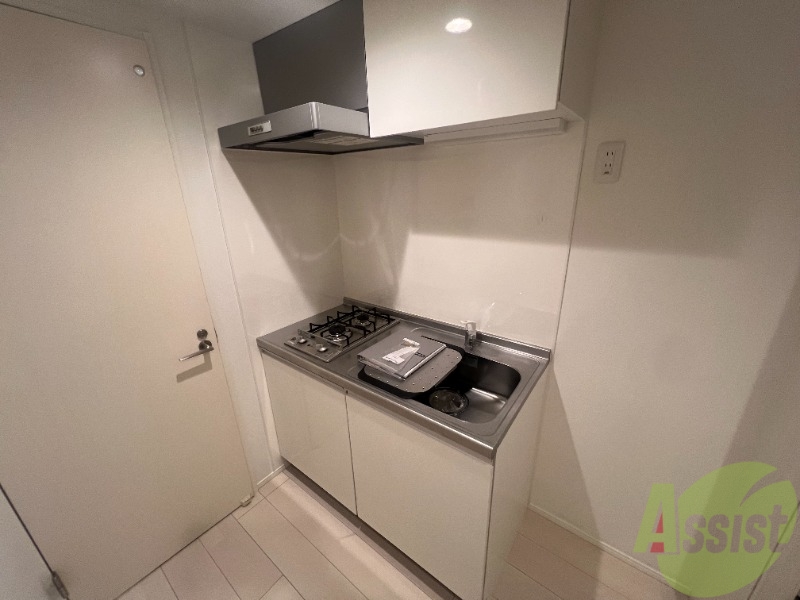 キッチン　こちらはキッチンになります。コンロ２口付です。