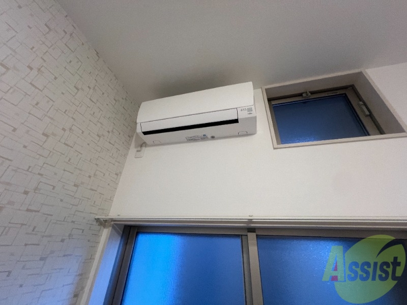 その他設備　こちらはエアコンになります。快適にお過ごし出来ますね。