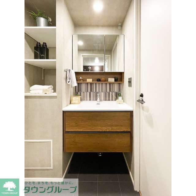 洗面設備　【家具/調度品に関しては配置例を示したものであり、実際の賃…