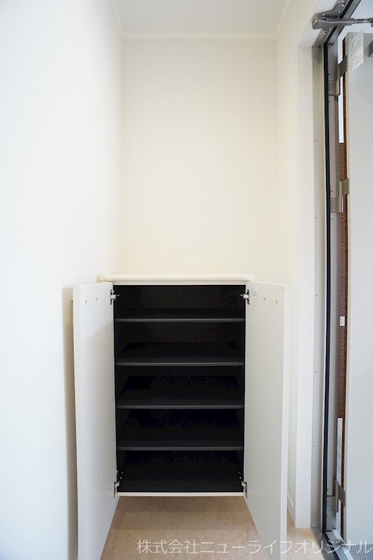 その他設備　シューズボックス付きなので玄関周りが片付きます☆