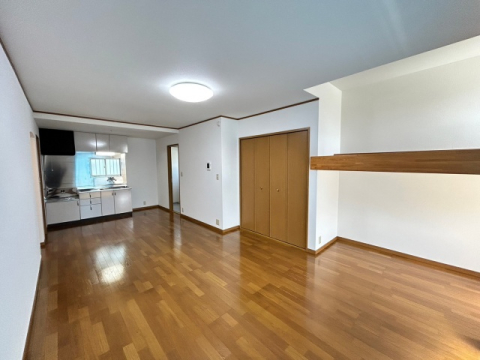 居室・リビング　※写真は他号室です