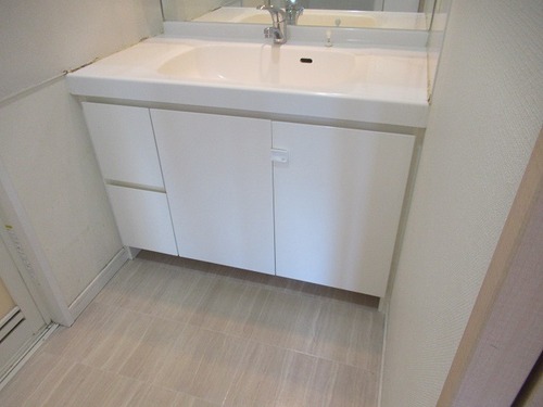 洗面設備　洗面化粧台