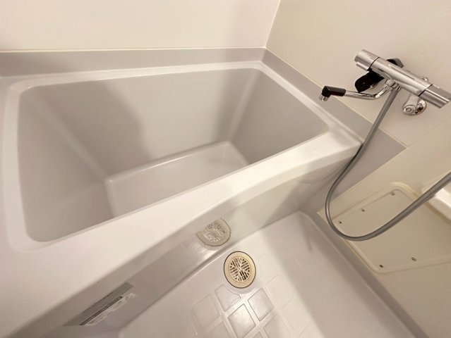 バス・シャワールーム　詳細は、RISUMO江坂本店までお問合せください♪