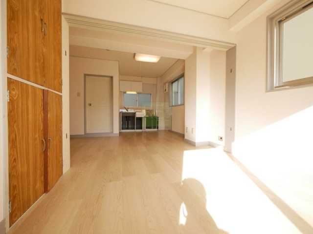 居室・リビング　シャトーサンケイの居間・リビング