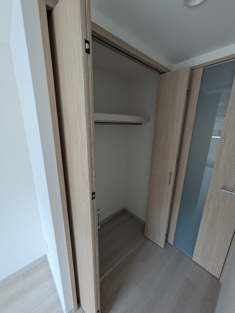 収納　２０１号室の室内写真となります。