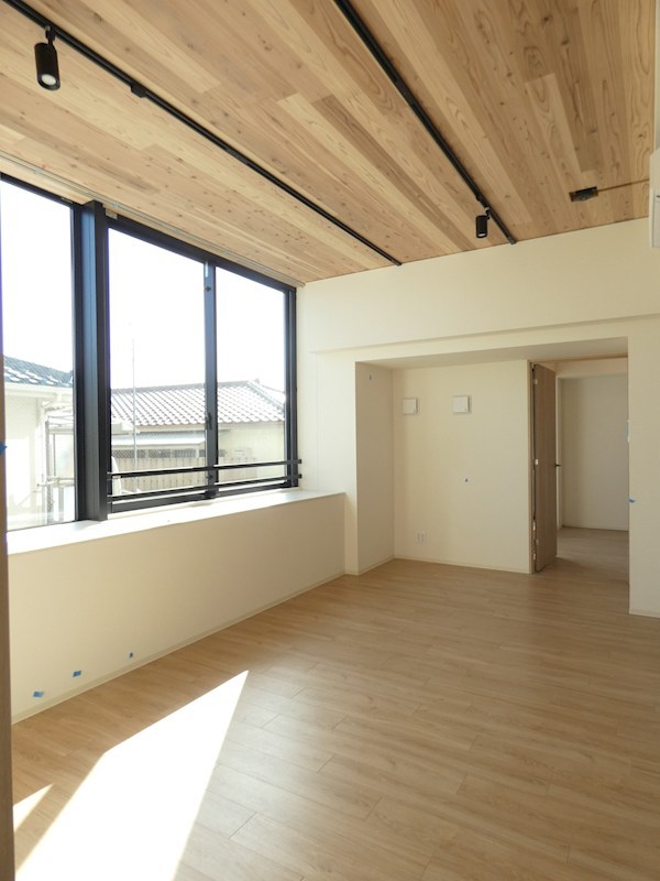 居室・リビング　※別室の写真です。ご参照ください。