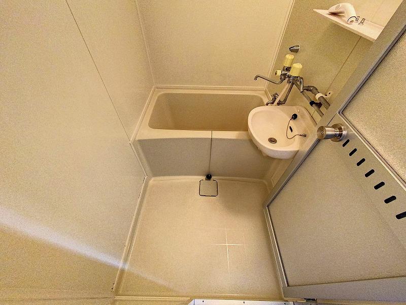 バス・シャワールーム　浴室