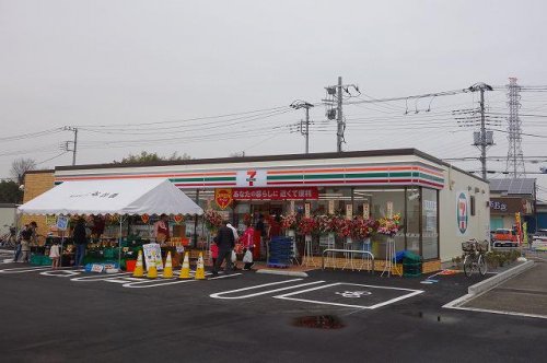 コンビニ　セブンイレブン 川越寺山店（コンビニ）まで553m