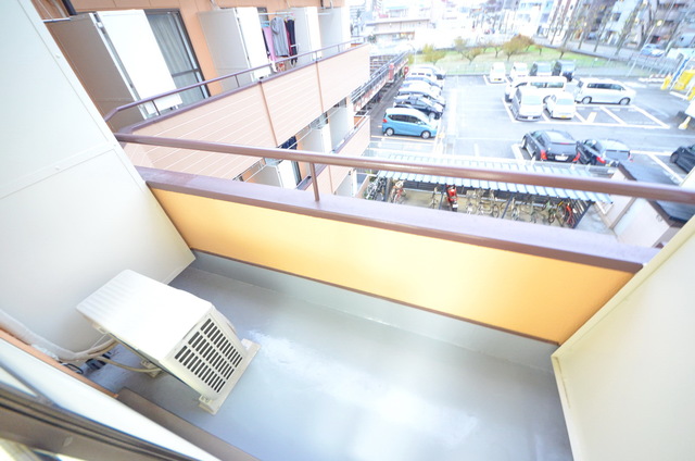 バルコニー　～お洗濯でもしよう～