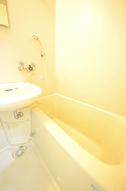 バス・シャワールーム　～今日も一日お疲れ様です～