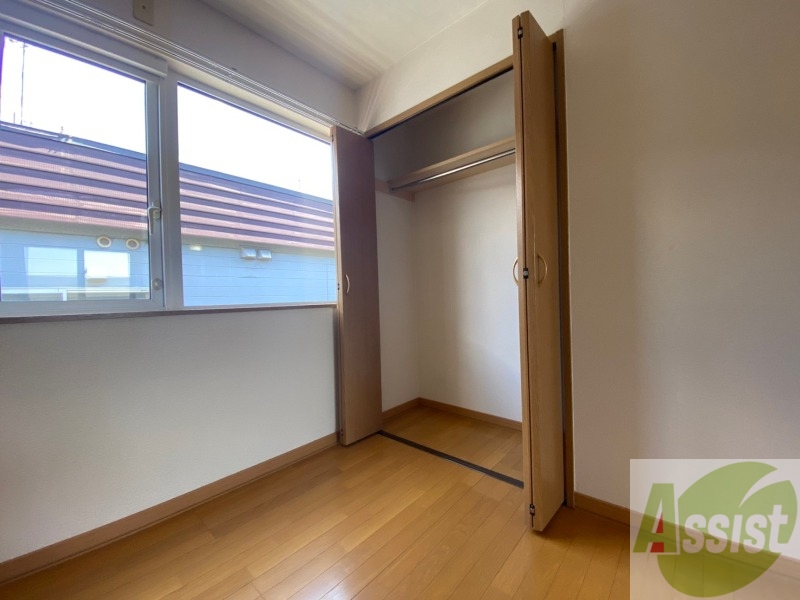 収納　洋室にはクローゼットがあるのですっきり片付きそうです。