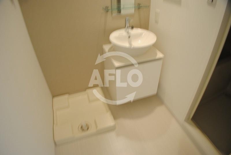 洗面設備　アーバンパーク難波　広い脱衣所