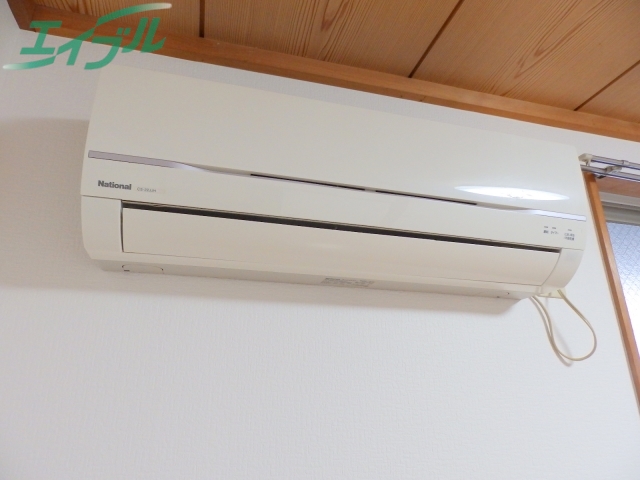 バス・シャワールーム　バスエアコン１基付き♪