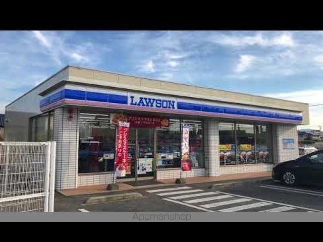 コンビニ　ローソン観音寺本大町江藤店（コンビニ）まで450m