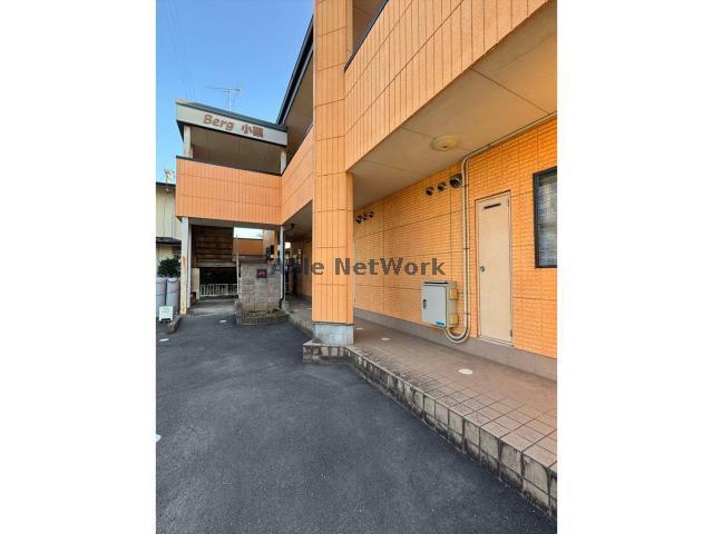 エントランス　エントランス部分