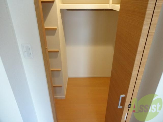 収納　洋室６．４帖のお部屋の収納です
